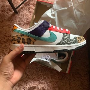 Nike dunk low safari